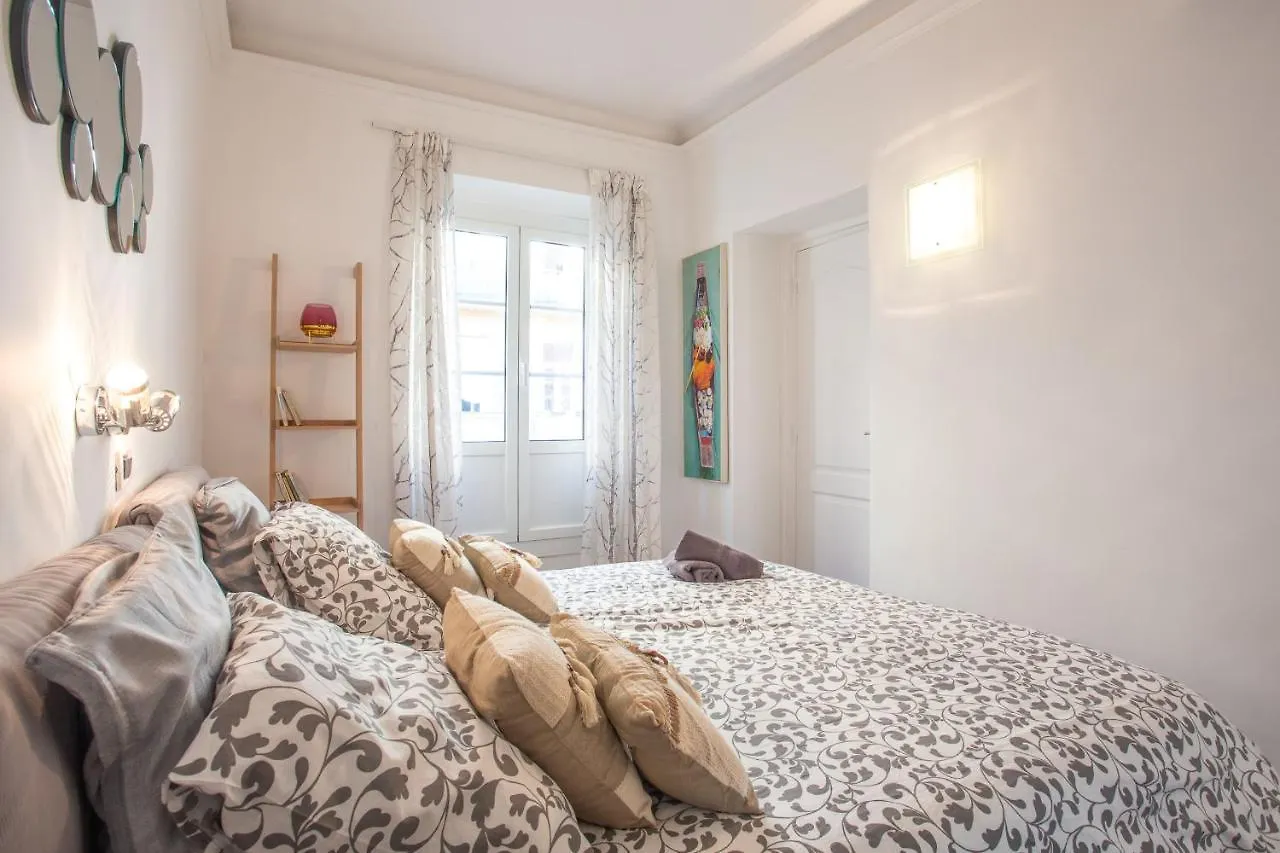 Superbe Appartement, Plein Centre De Nice 0*,  France